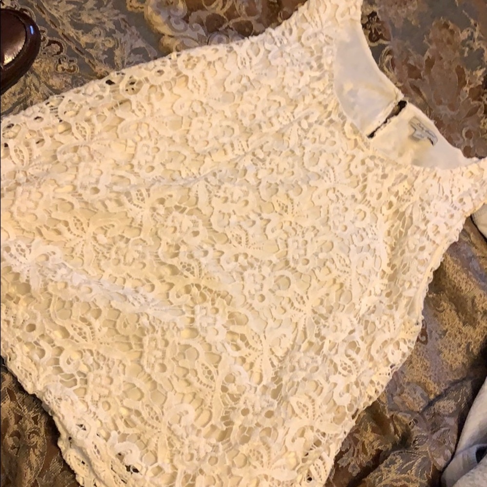 Beautiful & Elegant Lucky brand lace top ✨ SIZE L